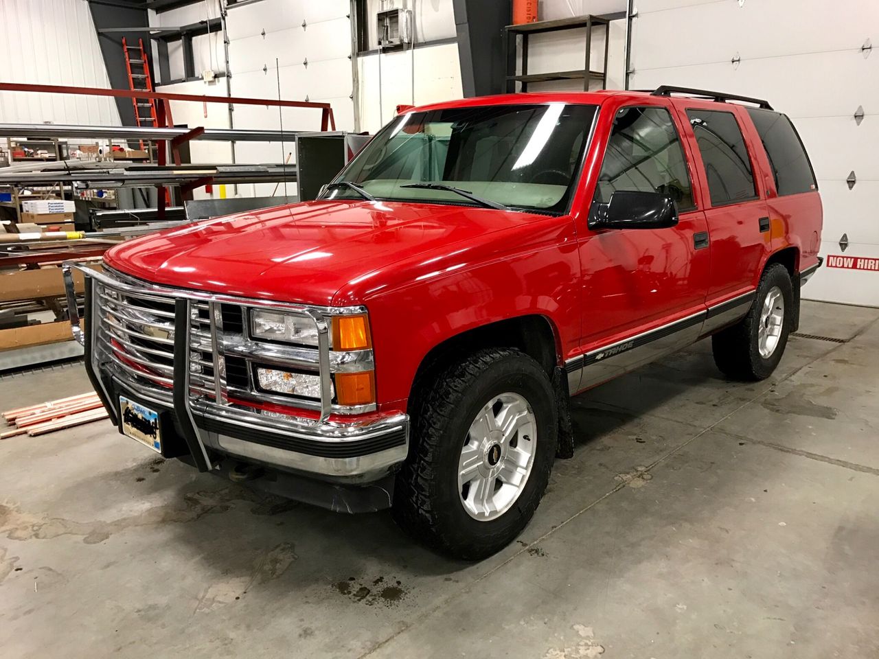 1999 Chevrolet Tahoe LS | Sioux Falls, SD, Victory Red (Red & Orange), 4 Wheel