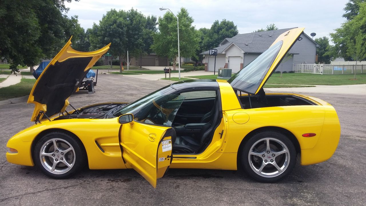 2004 Chevrolet Corvette Base | Sioux Falls, SD, Millennium Yellow (Yellow), Rear Wheel