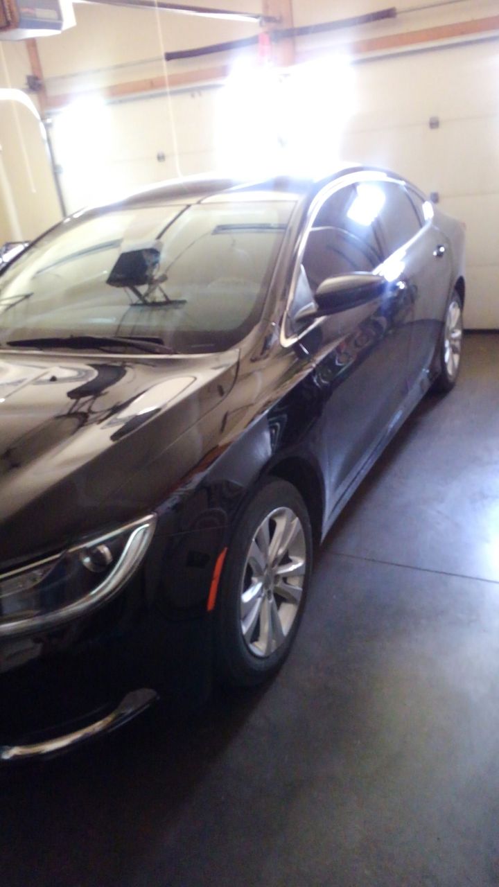 2015 Chrysler 200 Limited | Sioux Falls, SD, Black Clear Coat (Black), Front Wheel