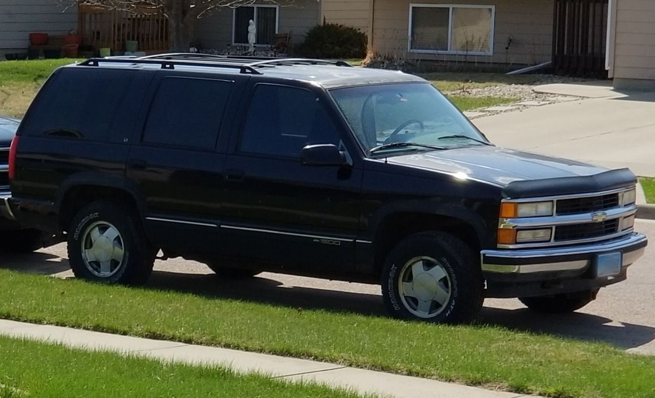 1996 Chevrolet Tahoe LT | Sioux Falls, SD, Dark Argent (Black), 4 Wheel