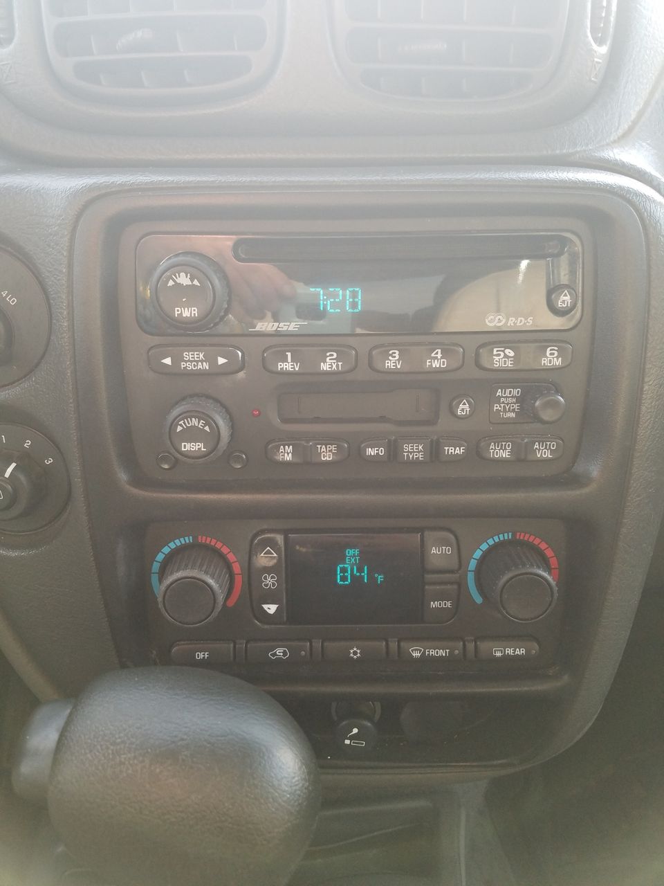 2003 Chevrolet TrailBlazer LTZ | Sioux Falls, SD, Summit White/Dark Gray Metallic (White), 4 Wheel