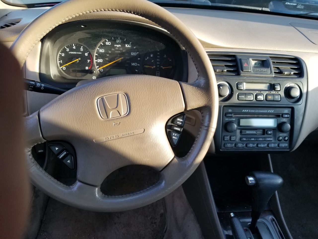 2001 Honda Accord EX w/Leather | Sioux Falls, SD, San Marino Red (Red & Orange), Front Wheel