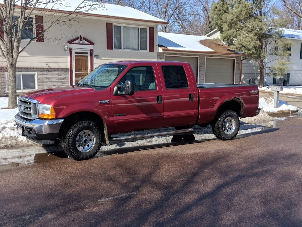 2001 Ford F-250 Super Duty XLT | Sioux Falls, SD, Toreador Red Clearcoat (Red & Orange), 4 Wheel