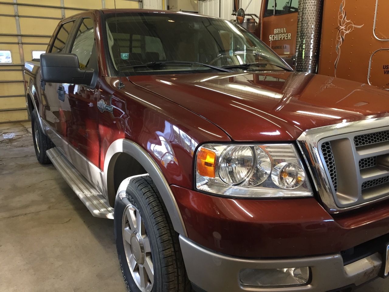 2005 Ford F-150 King Ranch | Flandreau, SD, Dark Copper Clearcoat Metallic/Arizona Beige (Brown & Beige), 4 Wheel