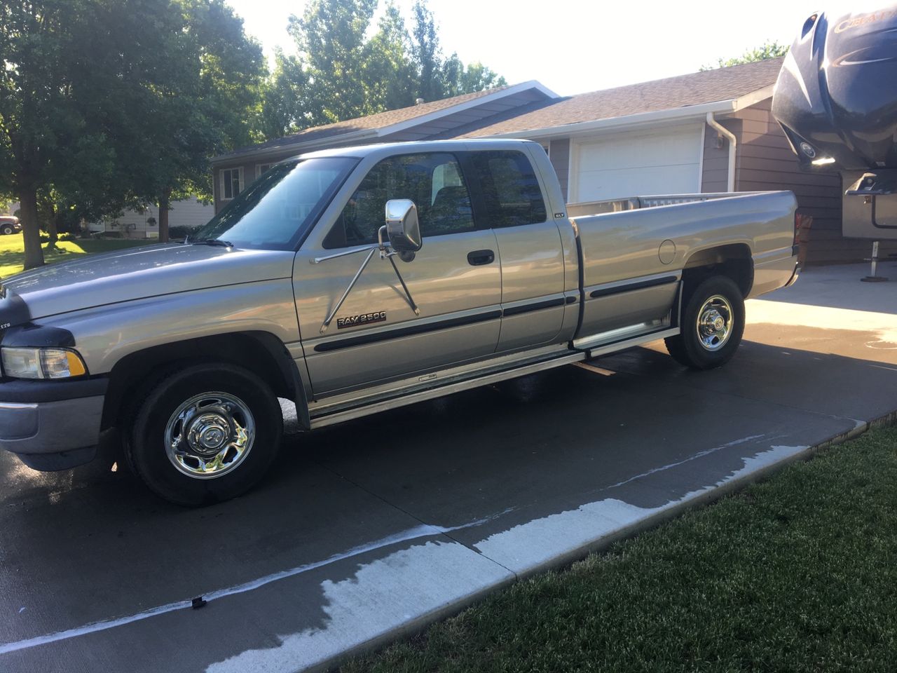 1999 Dodge Ram Pickup 2500 ST | Hartford, SD, Radiant Red (Red & Orange), Rear Wheel