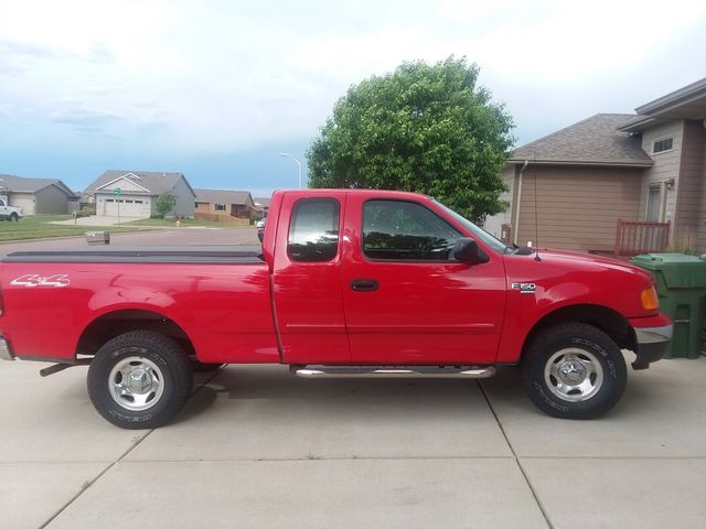 2004 Ford F-150 Heritage XLT, Medium Toreador Red Clearcoat Metallic/Silver Clearcoat Metallic (Red & Orange), 4 Wheel