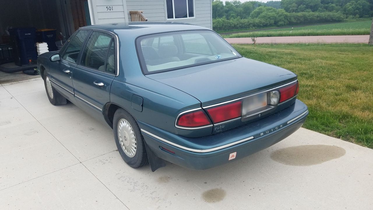 1997 Buick LeSabre Custom | Baltic, SD, Medium Malachite Metallic (Green), Front Wheel