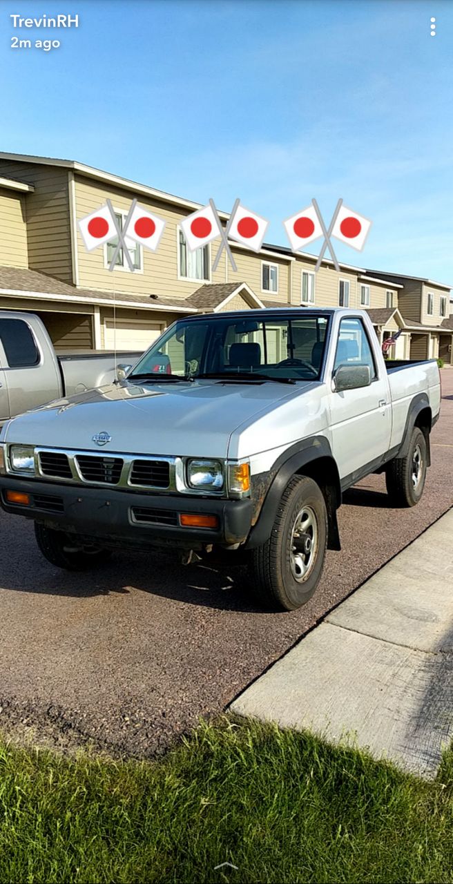 1994 Nissan Pickup XE | Sioux Falls, SD, Silver, 4 Wheel