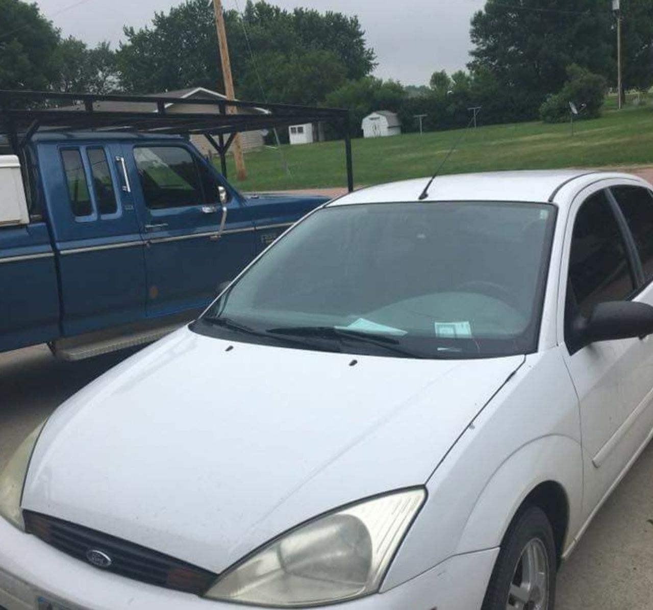 2001 Ford Focus | Baltic, SD, Cloud 9 White Clearcoat (White), Front Wheel