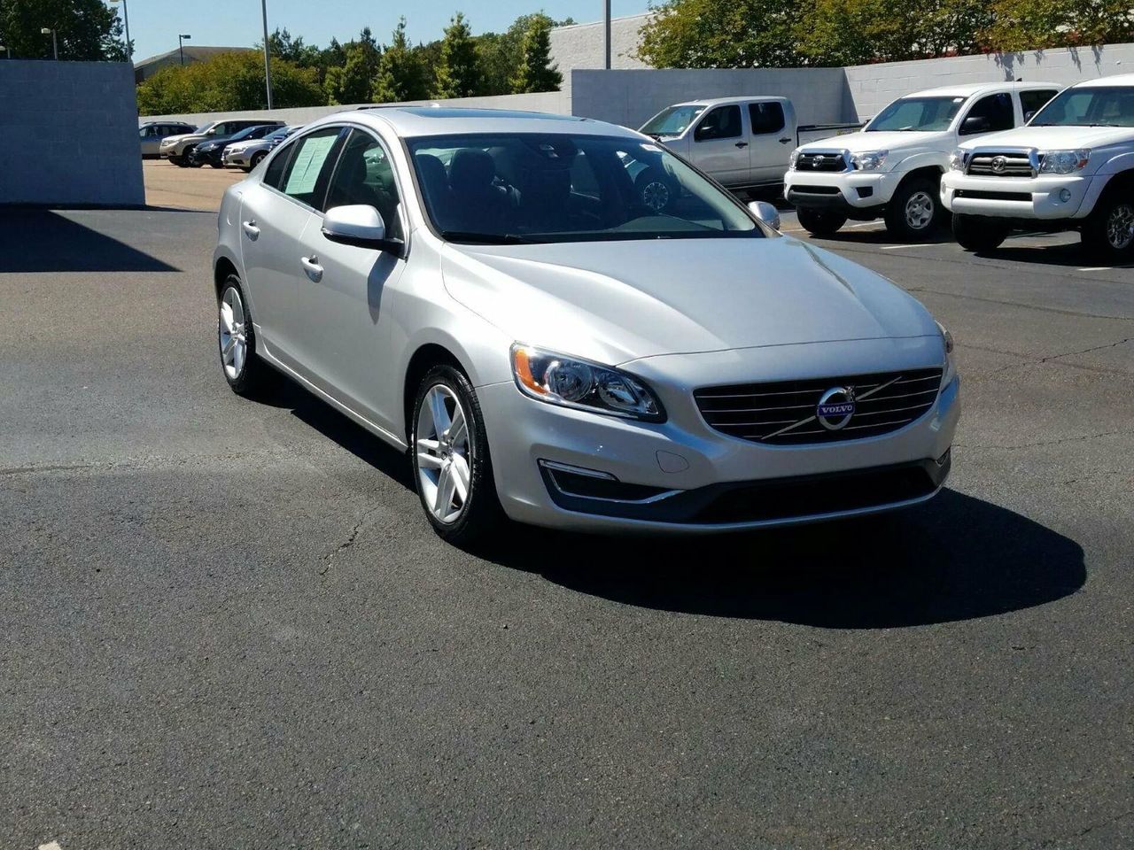 2018 Volvo S60 | Sioux Falls, SD, Luminous Sand Metallic (Gray)