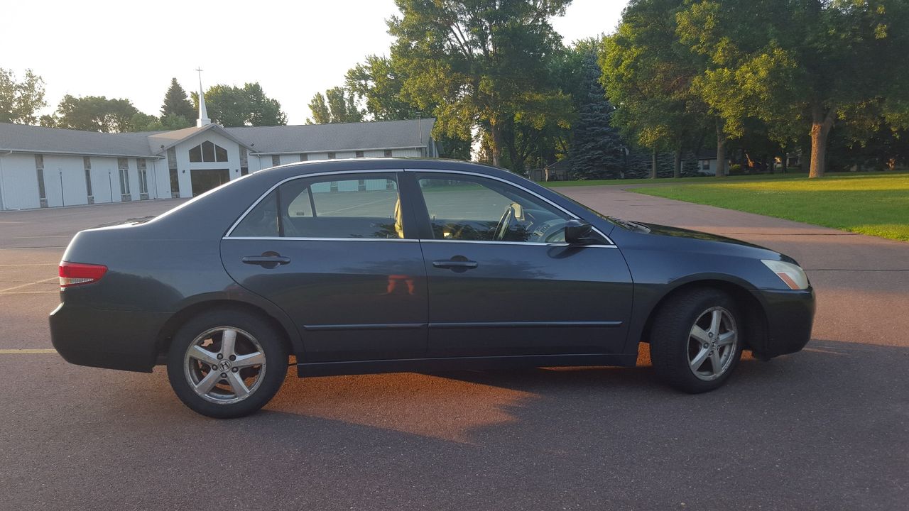 2003 Honda Accord EX w/Leather | Sioux Falls, SD, Graphite Pearl (Gray), Front Wheel