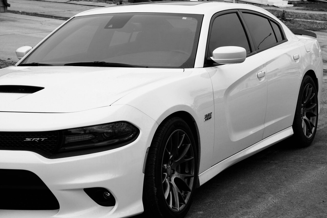 2016 Dodge Charger | Sioux Falls, SD, Pitch Black Clear Coat (Black)