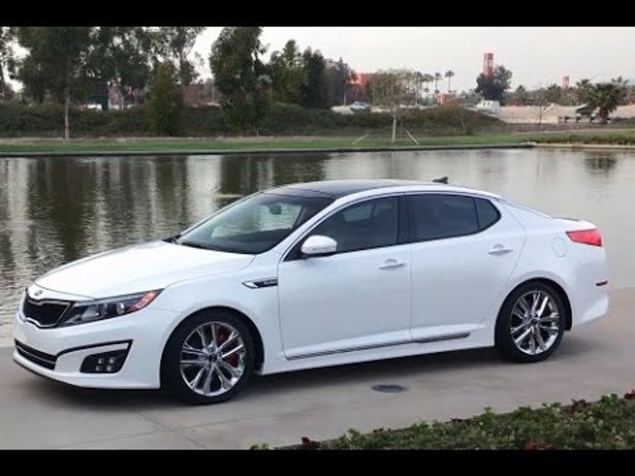 2015 Kia Optima | Bellevue, WA, Snow White Pearl (White), Front Wheel