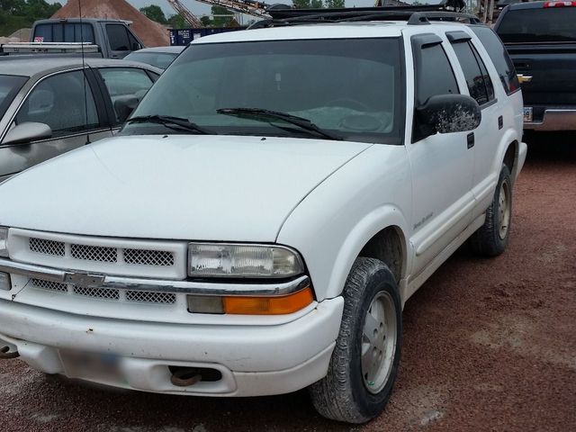 2000 Chevrolet Blazer Trailblazer, Summit White (White), 4 Wheel