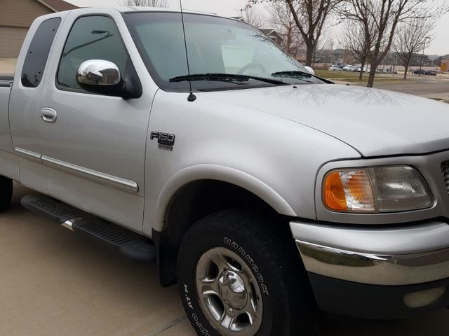 1999 Ford F-150 XLT, Silver Clearcoat Metallic (Silver), 4 Wheel