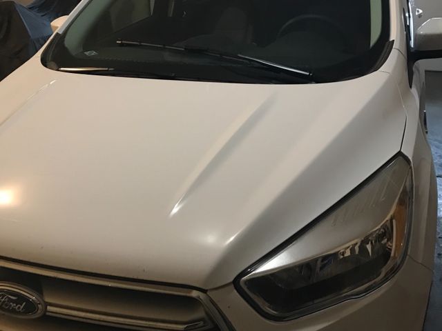 2017 Ford Escape SE, Oxford White (White), All Wheel