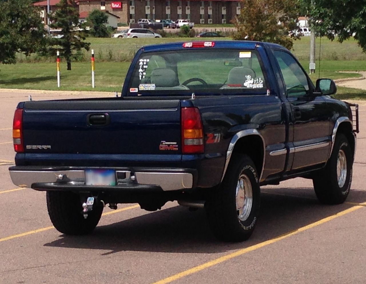 1999 GMC Sierra 1500 SLE | Sioux Falls, SD, Indigo Blue Metallic (Blue), 4 Wheel