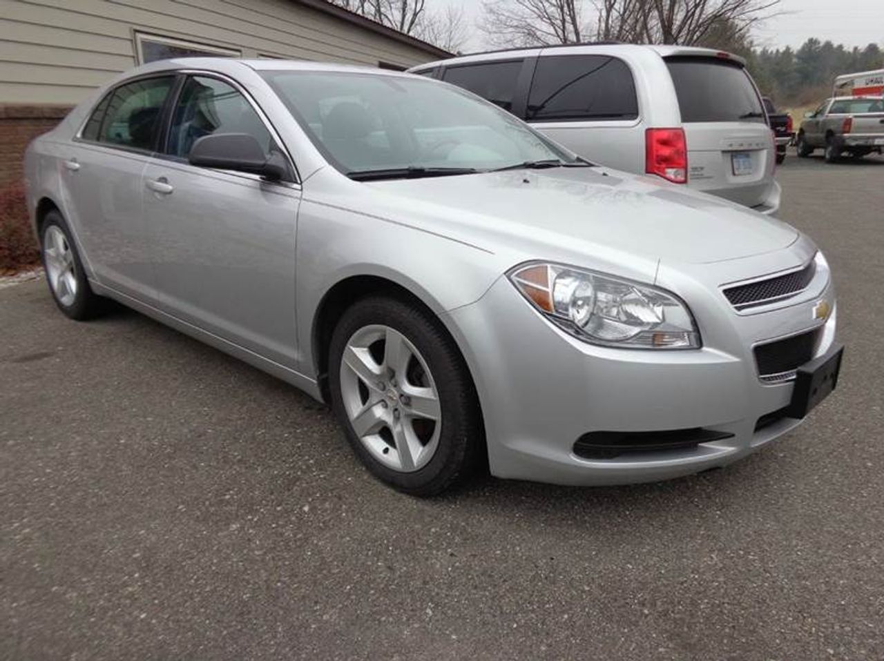 2012 Chevrolet Malibu | Madison, SD, Silver Ice Metallic (Silver), Front Wheel