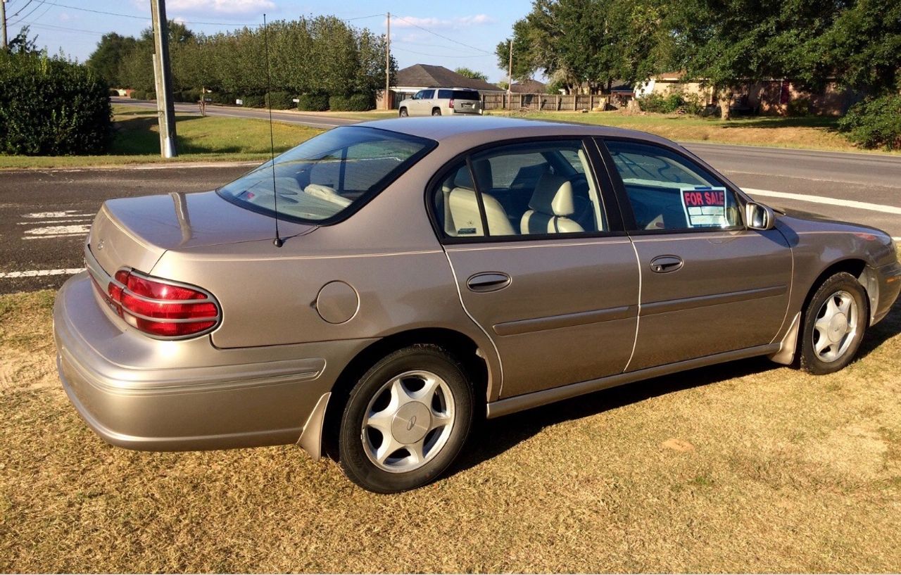 1999 Oldsmobile Cutlass GL | Sioux Falls, SD, Sand Metallic (Brown & Beige), Front Wheel