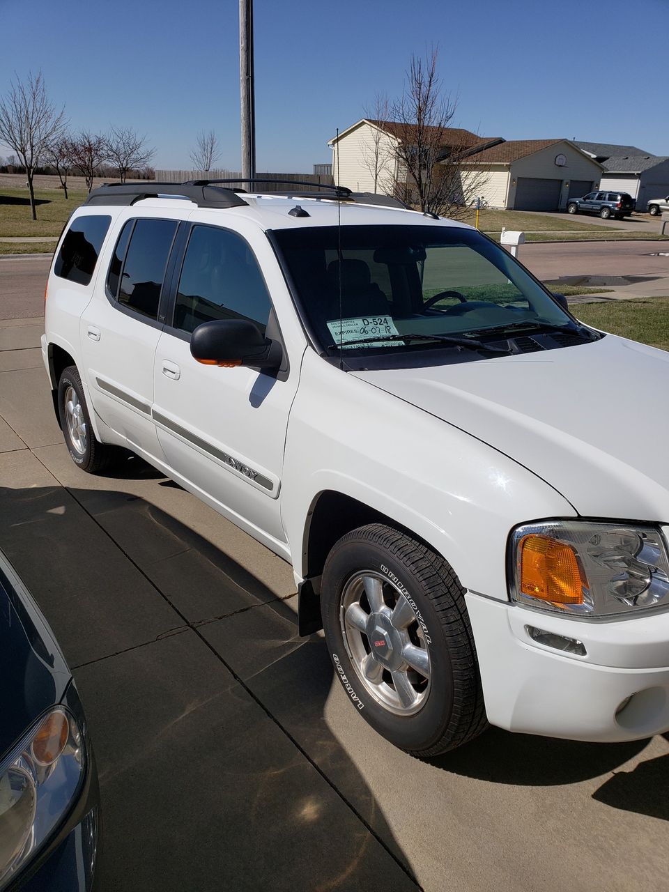 2005 GMC Envoy XL SLT | Harrisburg, SD, Summit White (White), 4 Wheel