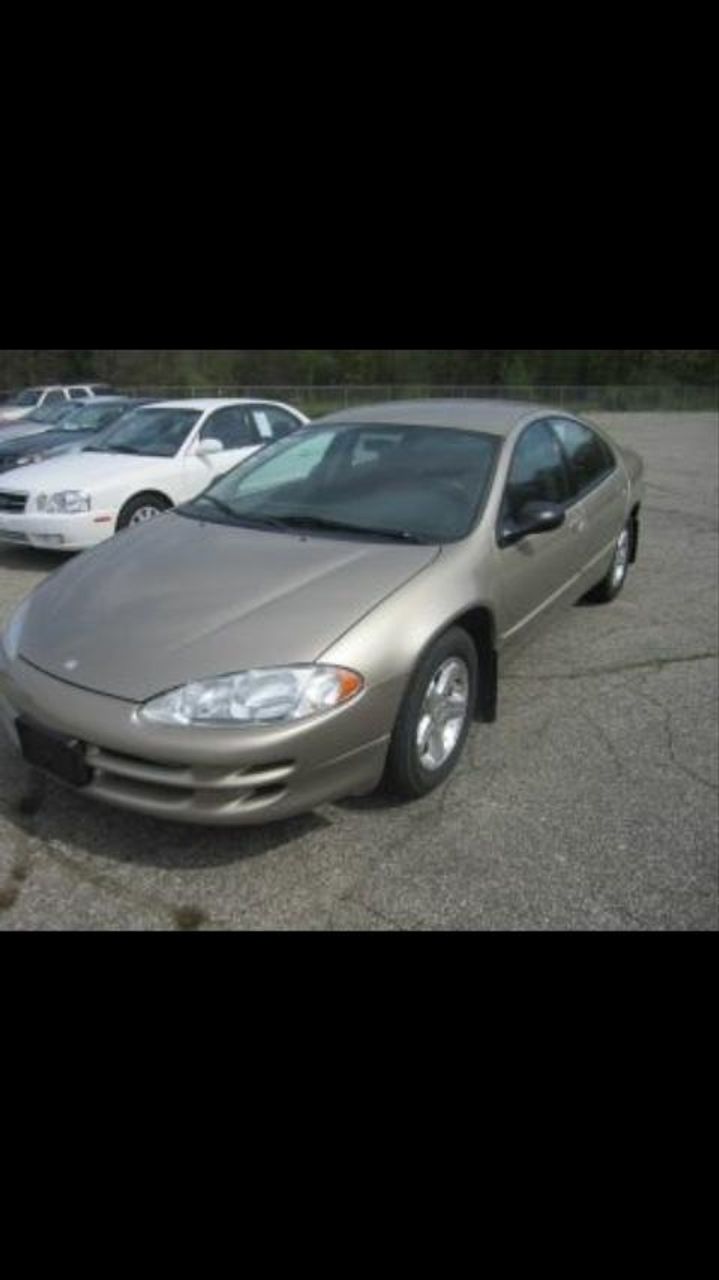 2004 Dodge Intrepid | Mission, SD, Light Almond Pearl Metallic Clearcoat (Brown & Beige), Front Wheel