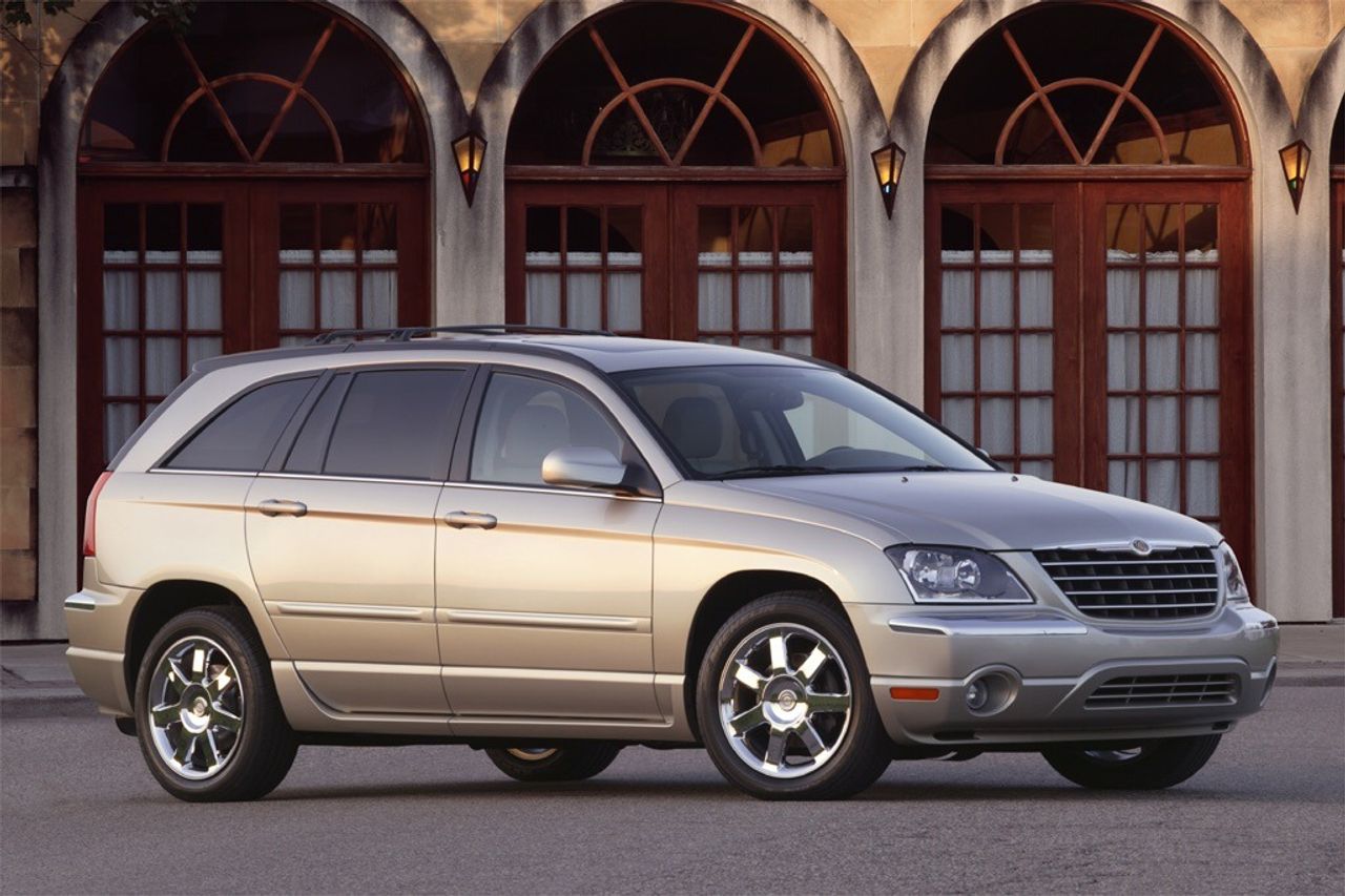 2005 Chrysler Pacifica | Sioux Falls, SD, Linen Gold Metallic Clearcoat (Gold & Cream)