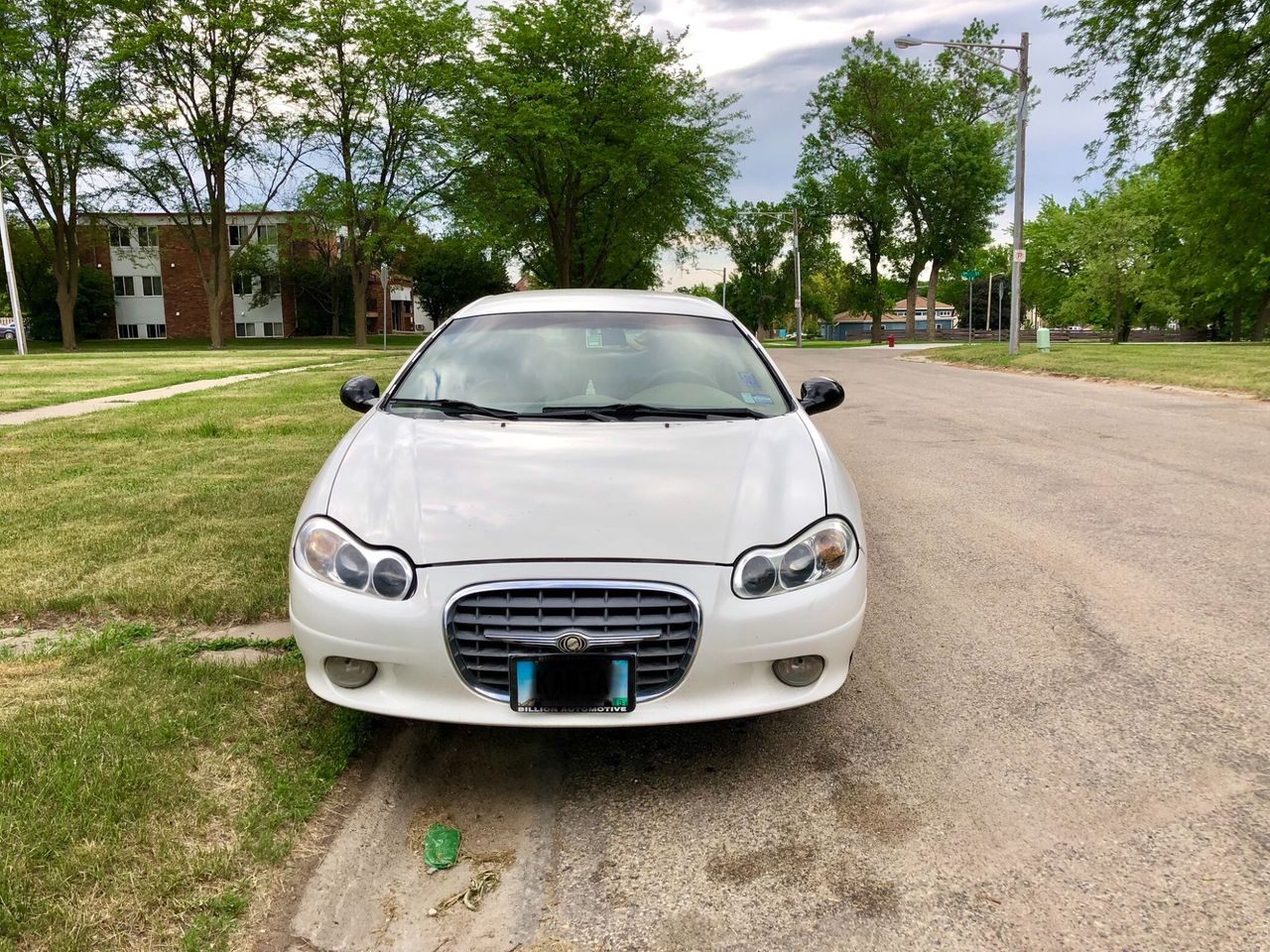 1999 Chrysler LHS Base | Brookings, SD, Stone White Clearcoat (White), Front Wheel