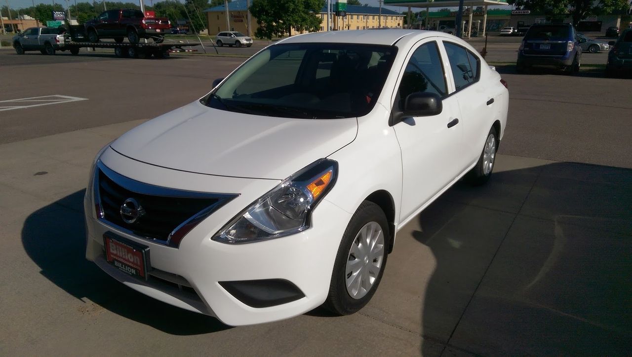 2015 Nissan Versa | Sioux Falls, SD, Fresh Powder (White), Front Wheel