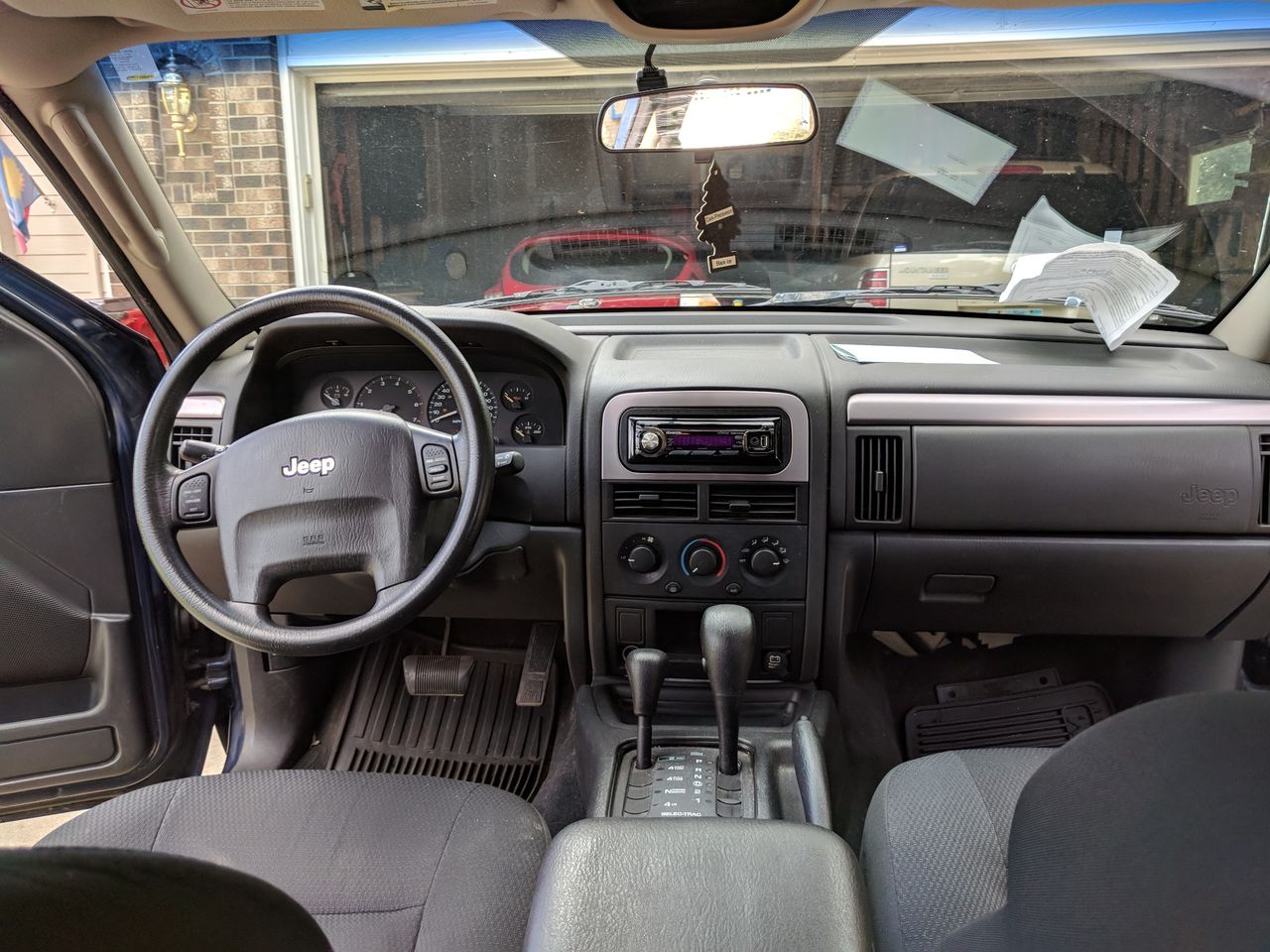 2004 Jeep Grand Cherokee Laredo | Sioux Falls, SD, Midnight Blue Pearlcoat (Blue), 4 Wheel