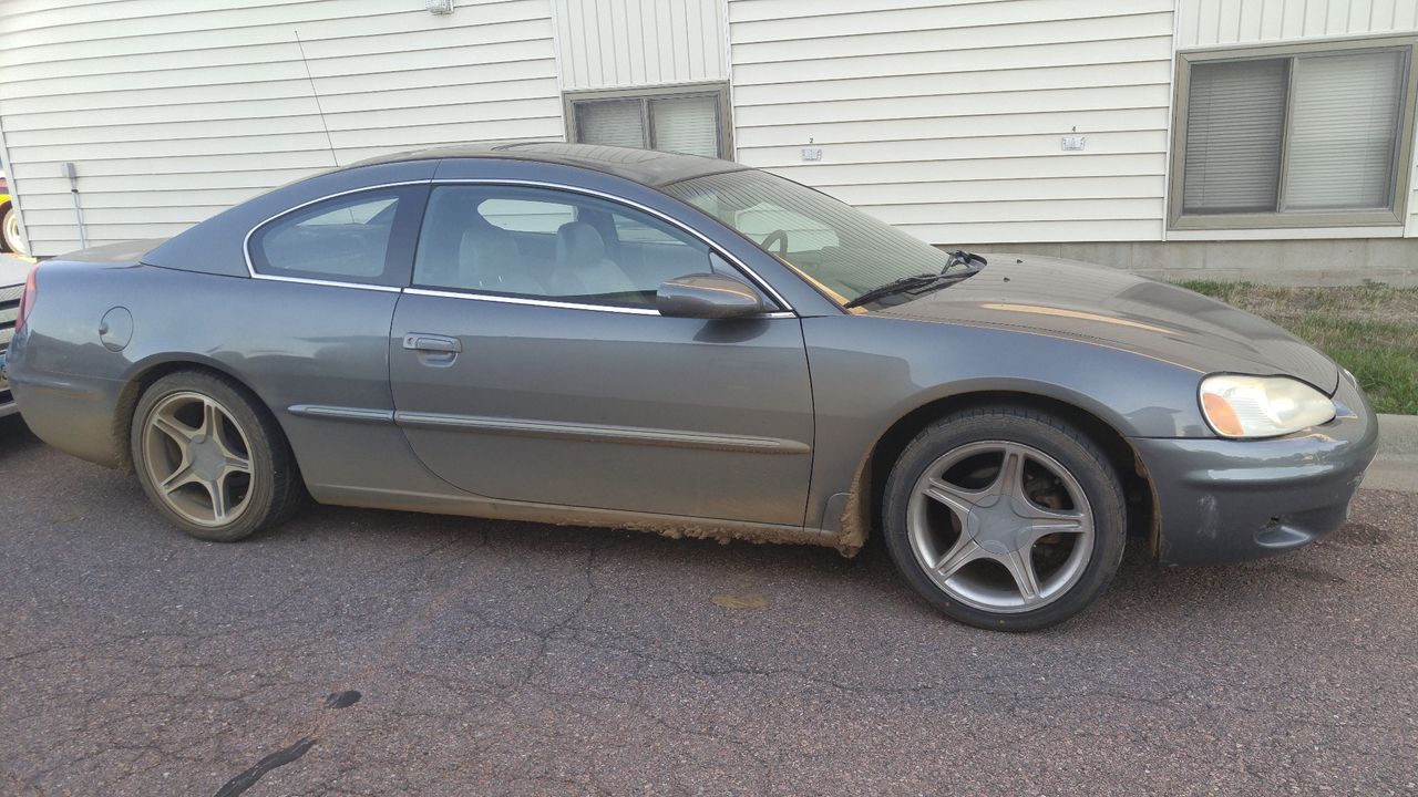2002 Chrysler Sebring LXi | Brandon, SD, Dark Titanium Metallic Clearcoat (Gray), Front Wheel