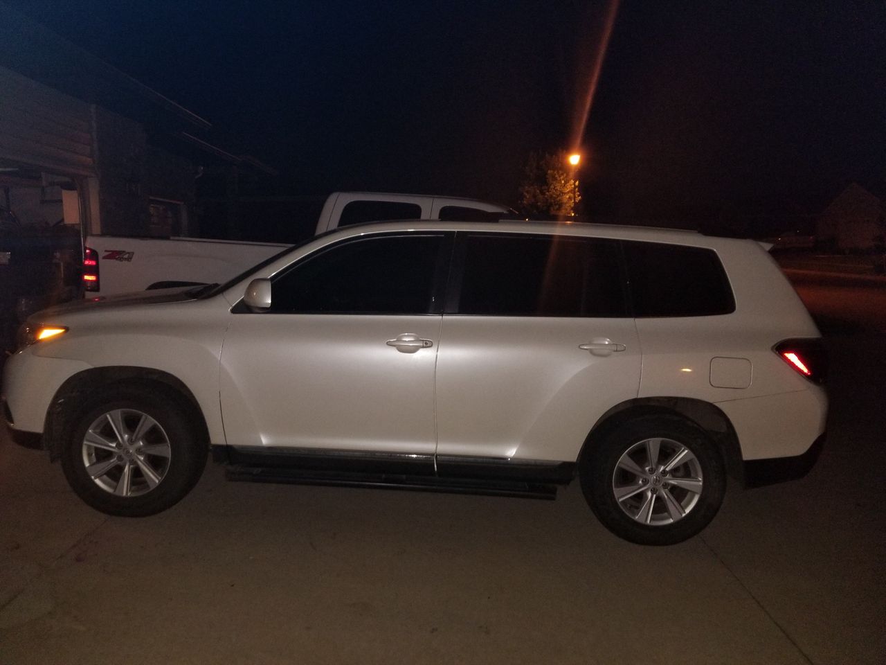 2011 Toyota Highlander | Brandon, SD, Blizzard Pearl (White), All Wheel