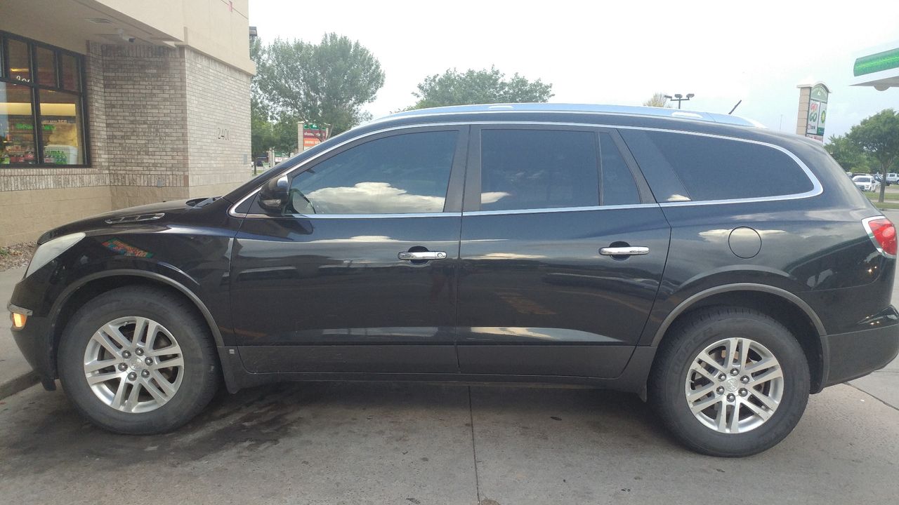 2008 Buick Enclave CX | Volga, SD, Carbon Black Metallic (Black), All Wheel