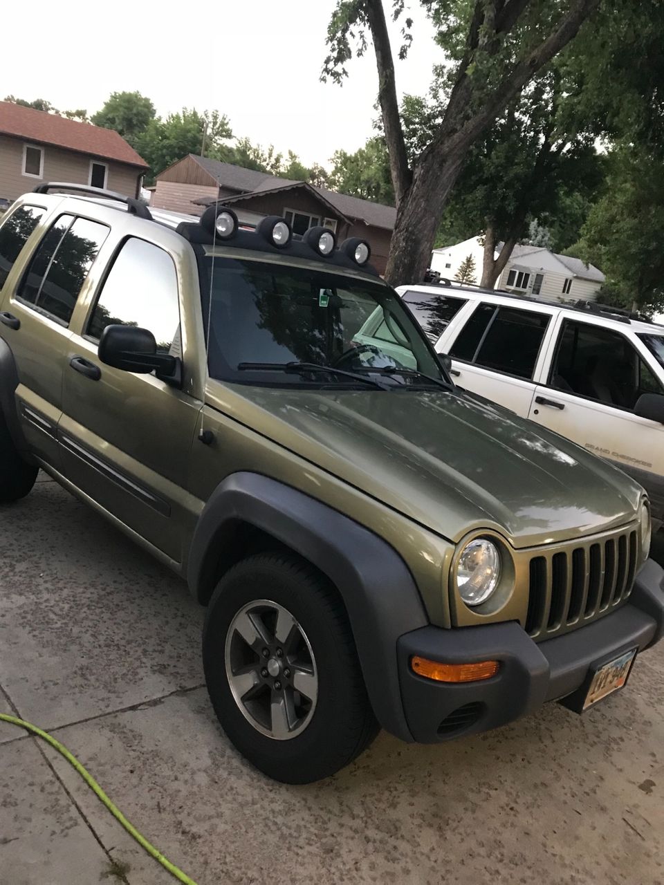 2006 Jeep Liberty | Sioux Falls, SD, Jeep Green Metallic Clearcoat (Green)