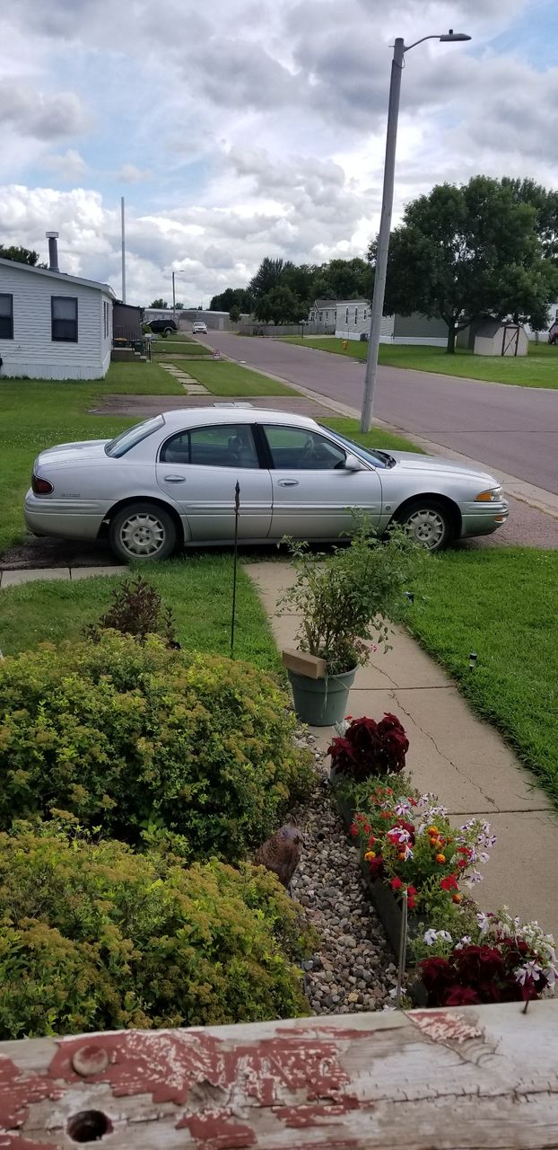 2000 Buick LeSabre | Sioux Falls, SD, Sterling Silver Metallic (Silver), Front Wheel