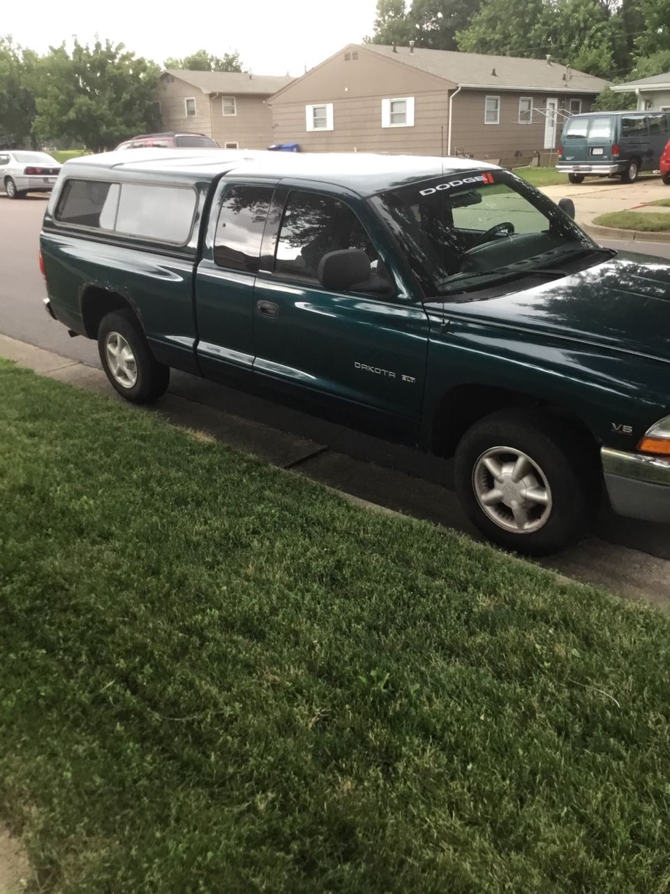 1998 Dodge Dakota SLT | Sioux Falls, SD, Forest Green (Green), Rear Wheel