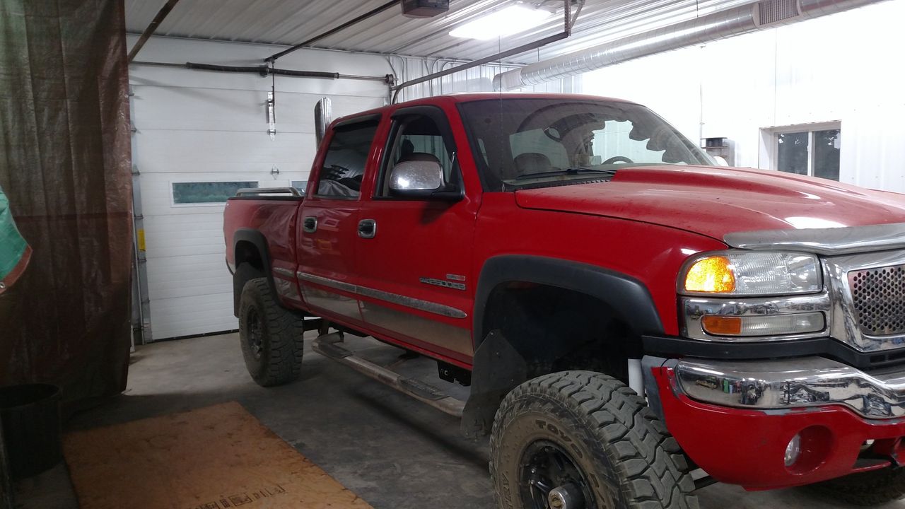 2002 GMC Sierra 2500HD | Marcus, IA, Fire Red (Red & Orange), 4 Wheel