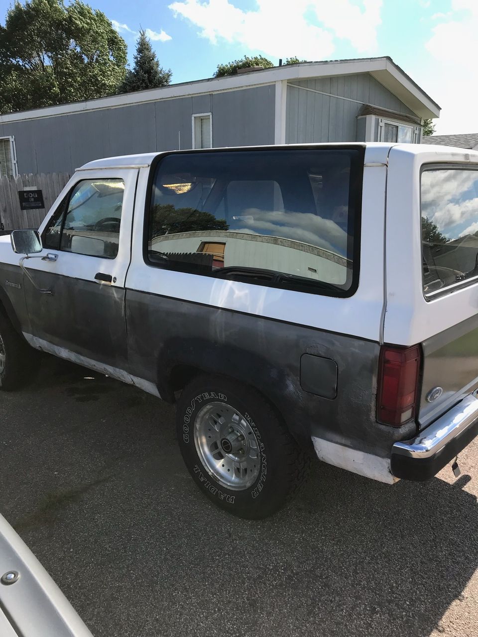 1981 Ford Bronco II | Sioux Falls, SD, White