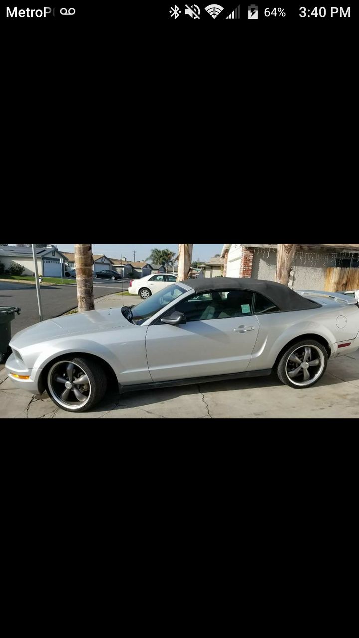 2008 Ford Mustang V6 Premium | Bakersfield, CA, Vapor Silver Clearcoat Metallic (Gray), Rear Wheel