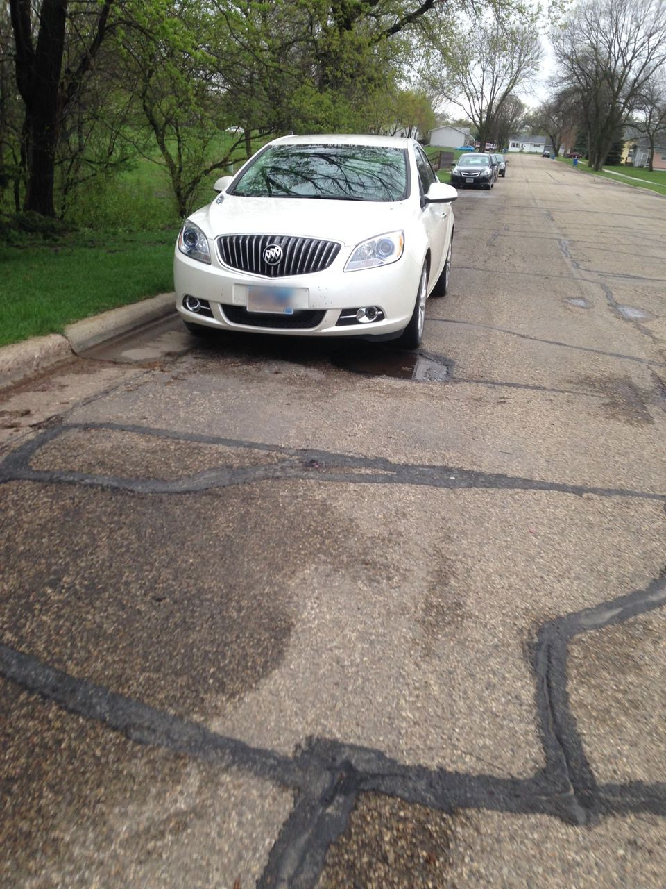 2014 Buick Verano Leather Group | Madison, SD, White Diamond Tricoat (White), Front Wheel