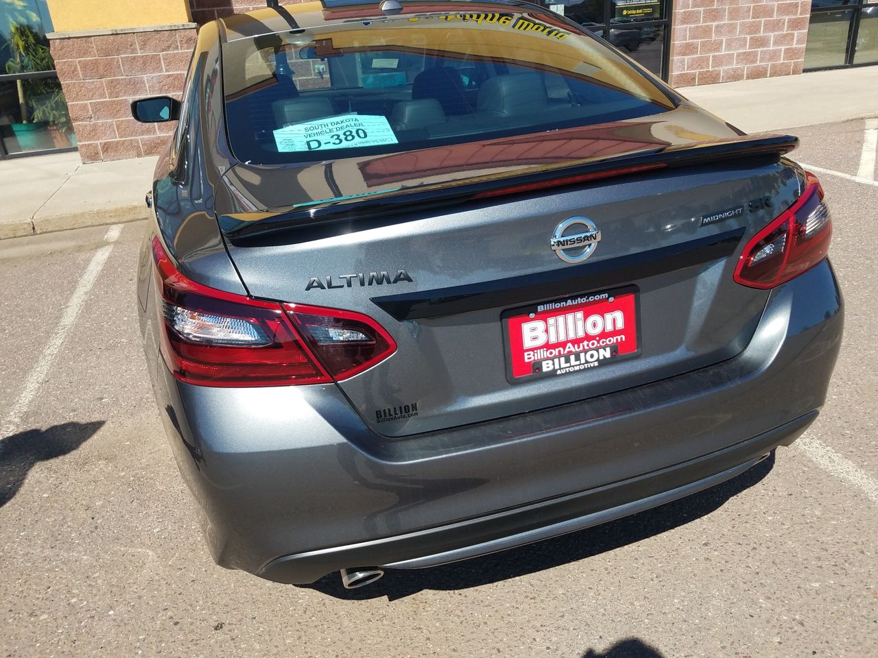 2018 Nissan Altima 2.5 SR | Sioux Falls, SD, Gun Metallic (Gray), Front Wheel