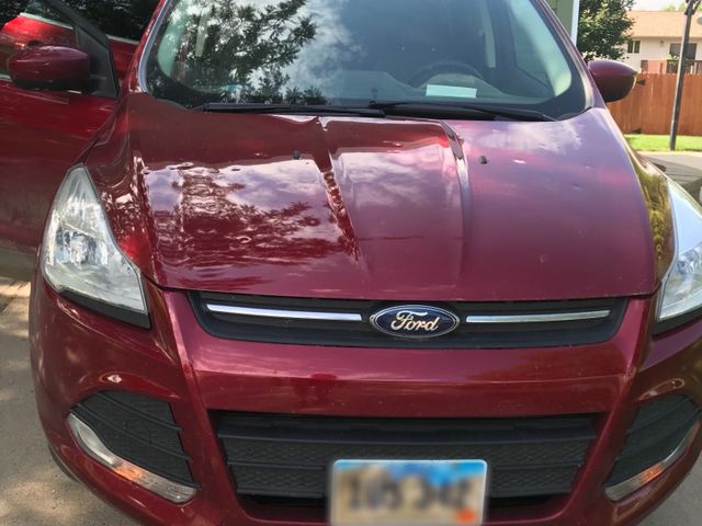 2015 Ford Escape SE, Ruby Red Metallic Tinted Clearcoat (Red & Orange), Front Wheel