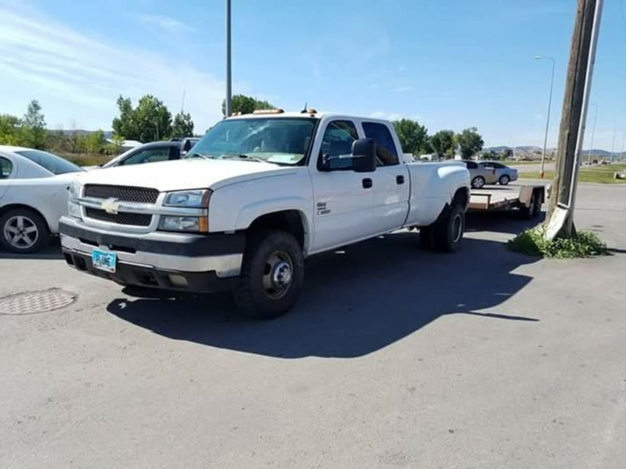 2004 Chevrolet Silverado 3500HD | Porcupine, SD, White