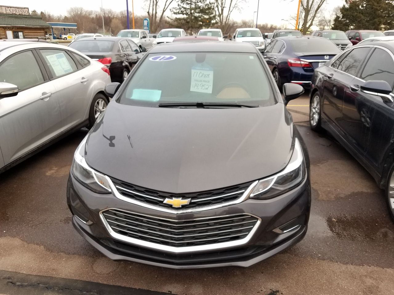 2017 Chevrolet Cruze Limited | Sioux Falls, SD, Light Brown