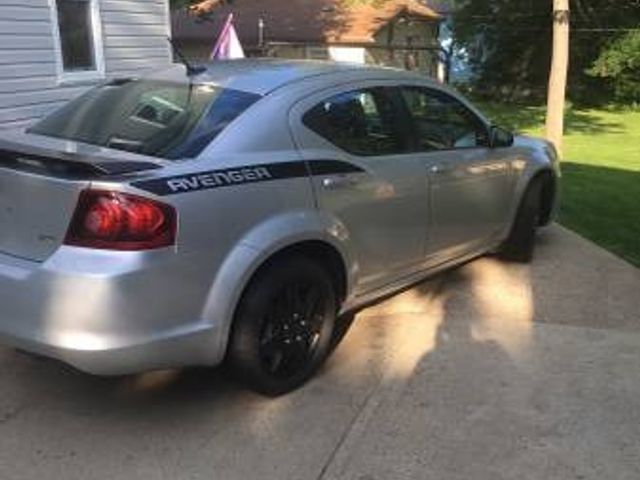 2011 Dodge Avenger, Bright Silver Metallic Clear Coat (Silver), Front Wheel