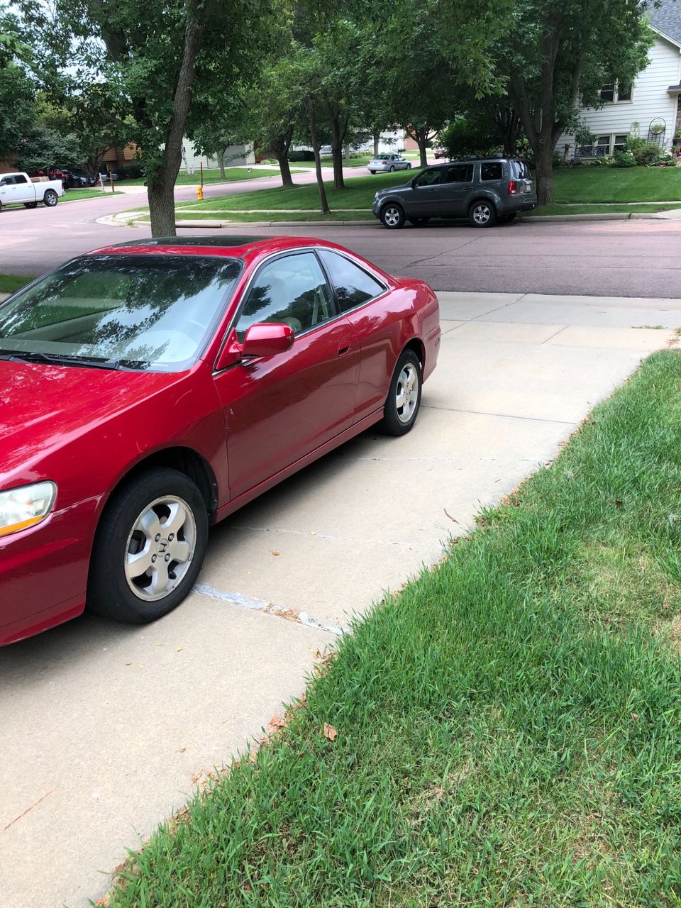 2003 Honda Accord EX w/Leather | Sioux Falls, SD, San Marino Red (Red & Orange), Front Wheel