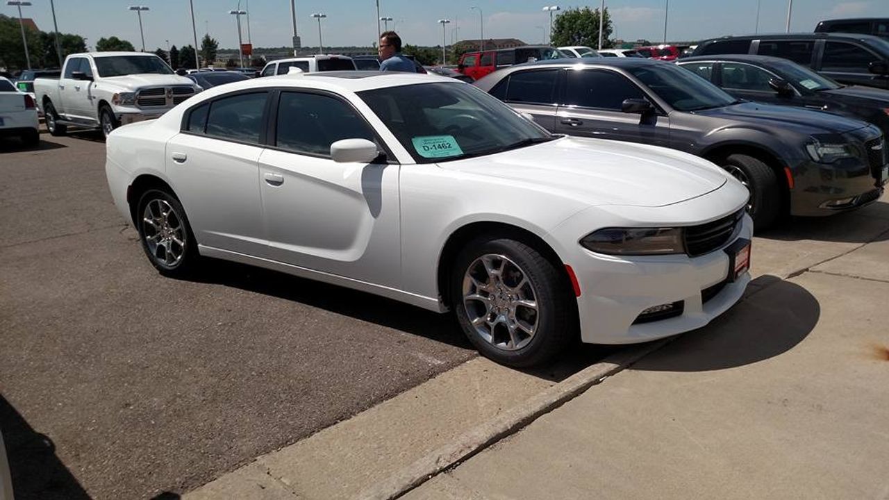 2017 Dodge Charger | Flandreau, SD, White Knuckle Clear Coat (White)