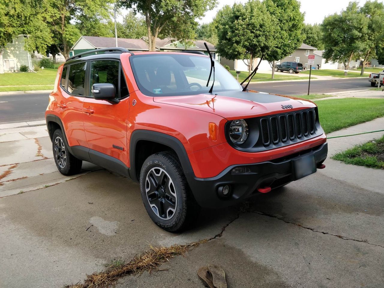 2015 Jeep Renegade Trailhawk | Sioux Falls, SD, Omaha Orange (Red & Orange), 4x4
