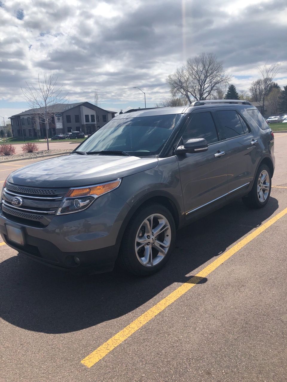 2014 Ford Explorer Limited | Larchwood, IA, Sterling Gray Metallic (Gray), All Wheel