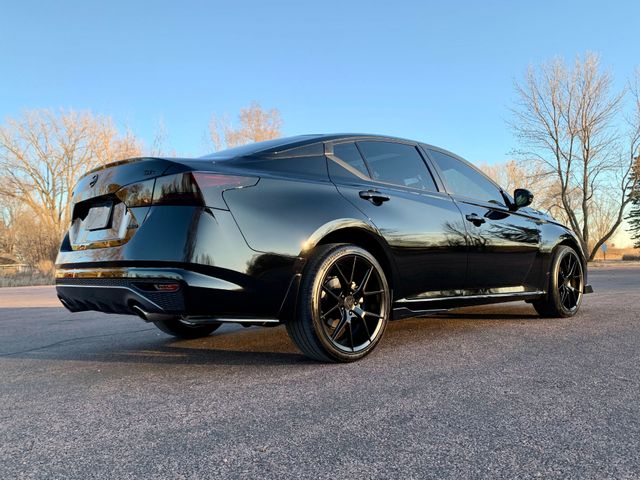 2019 Nissan Altima 2.5 SR, Super Black (Black), All Wheel
