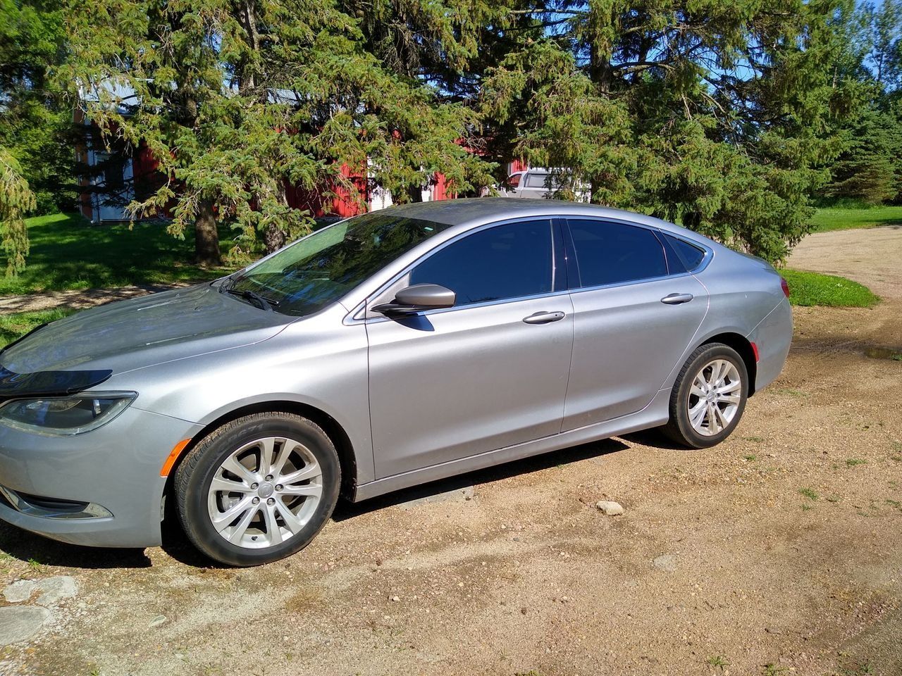 2016 Chrysler 200 Limited | Sioux Falls, SD, Billet Silver Metallic Clear Coat (Silver), Front Wheel